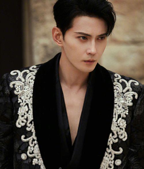 徐正溪最新爆料新闻,揭秘演艺圈幕后真相与个人生活转变